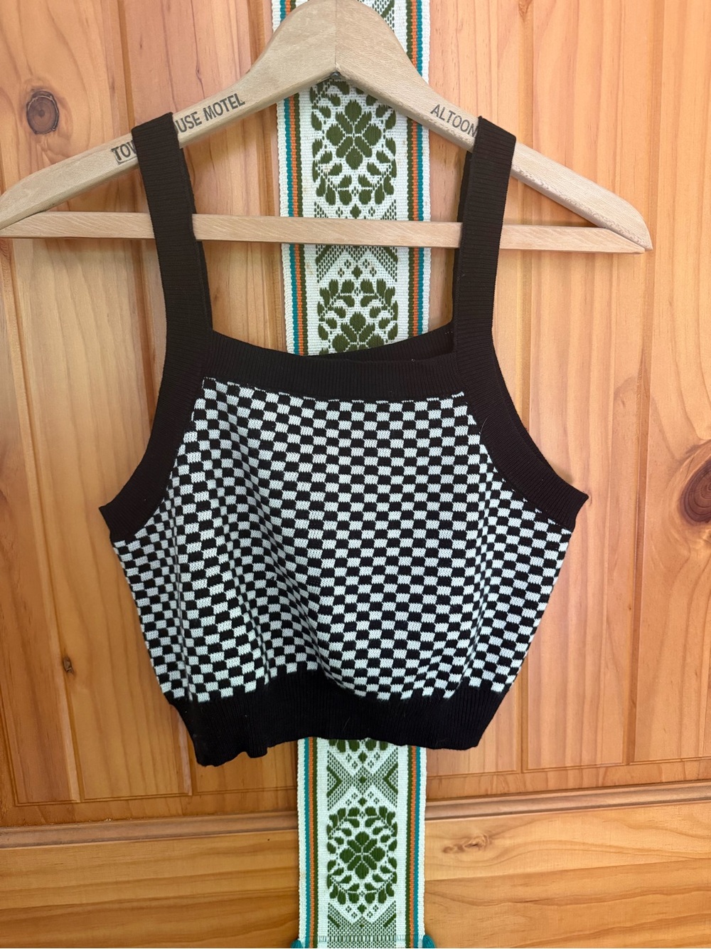 Checkerboard Knit Cropped Tank Top - Black & White